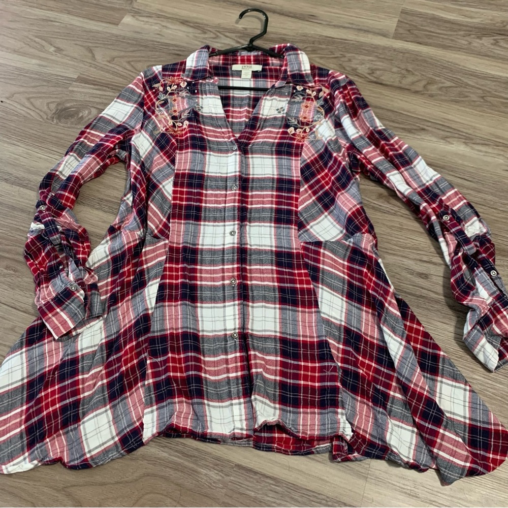 Vintage America Blues Red Blue White Plaid Dress? Long Buttoned up Shirt; Large